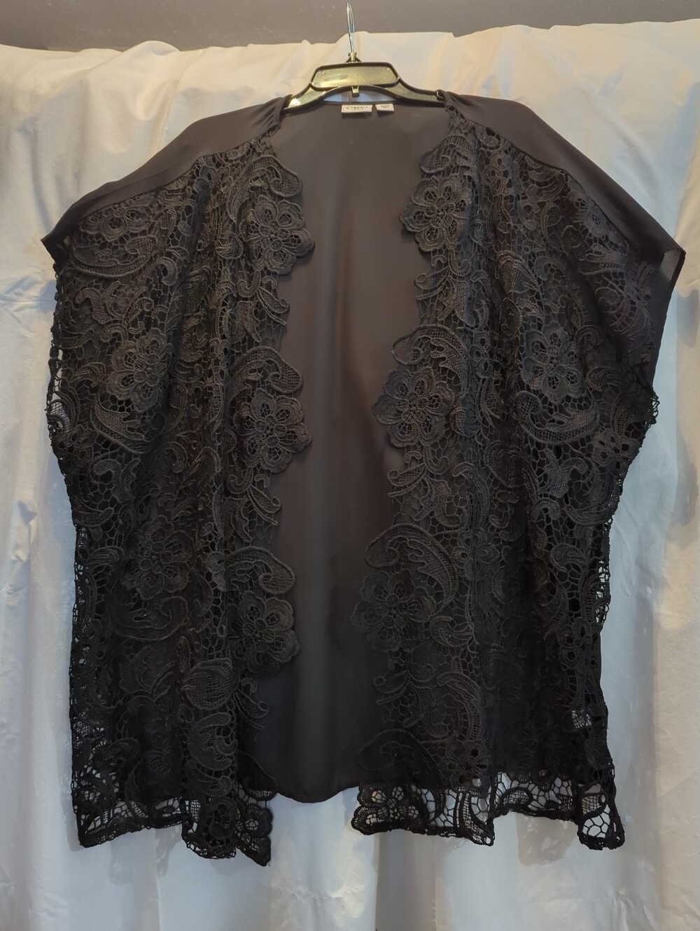 Cato Woman Top Women's Black Lace Crochet Floral Kimono Open Front Size 26/28